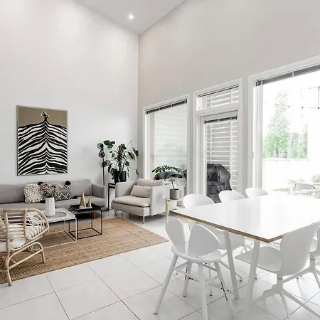 公寓 Spacious House - Sauna - Free Parking - 8 Person 奥卢